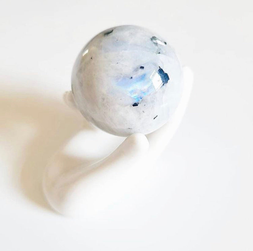Ceramic White Hand Display