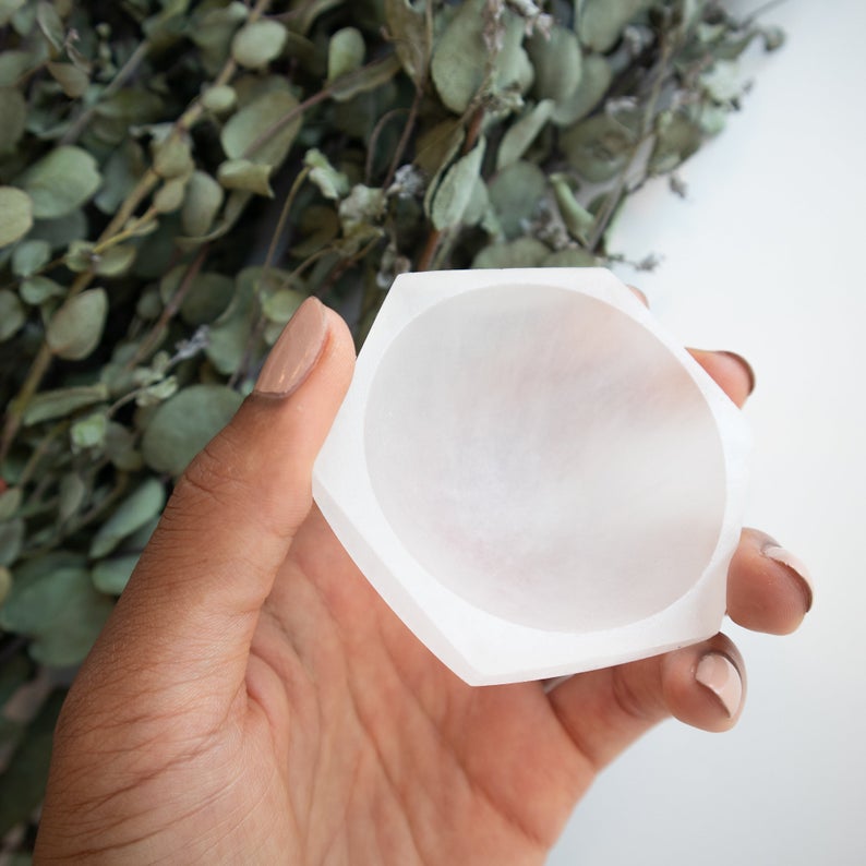 Selenite Charging Bowl - Hexagon